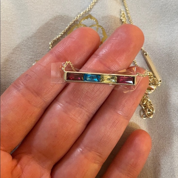 Kendra Scott Necklace - Picture 3 of 3